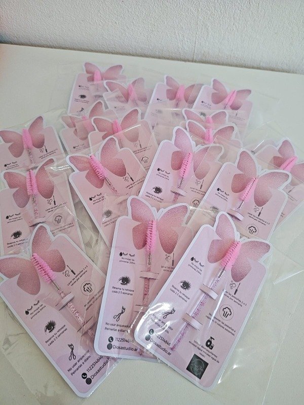 Producto - Tarjeta de cuidados posteriores  (INCLUYE CEPILLO )