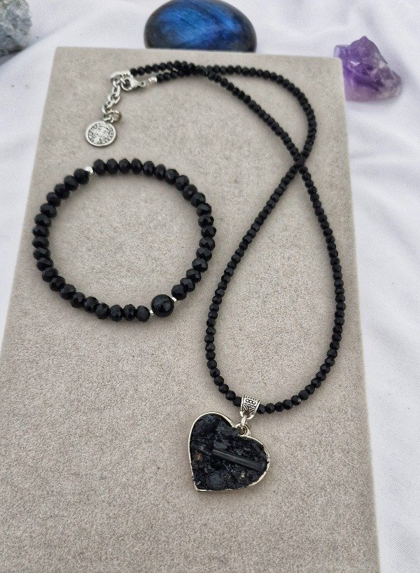 Producto - COLLAR CORAZÓN MINERVA