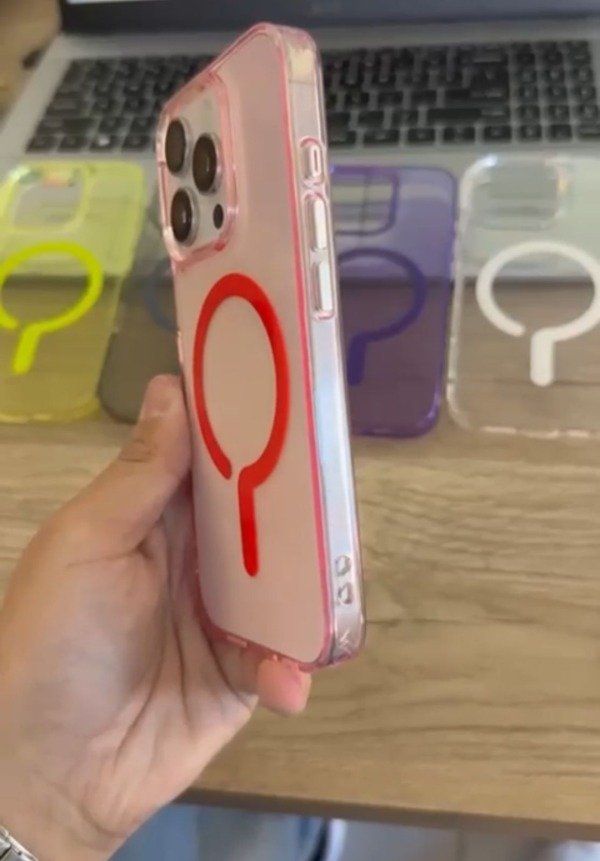 Producto - MAD CASE ROSE (Iphone 15 Pro)