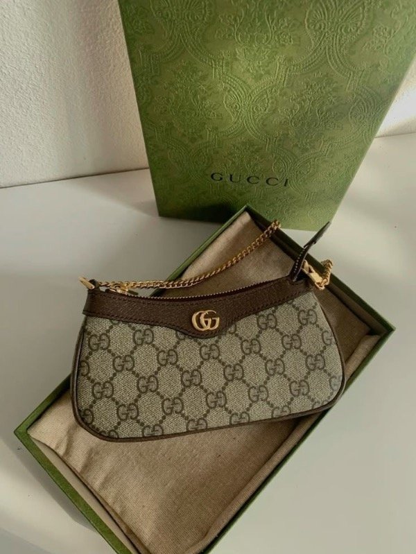 Producto - Cartera hombro GG