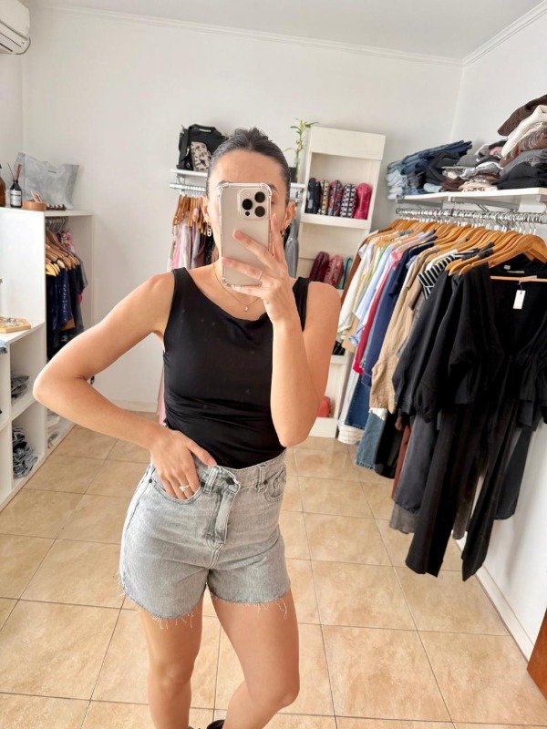 Producto - BERMUDA LUTON