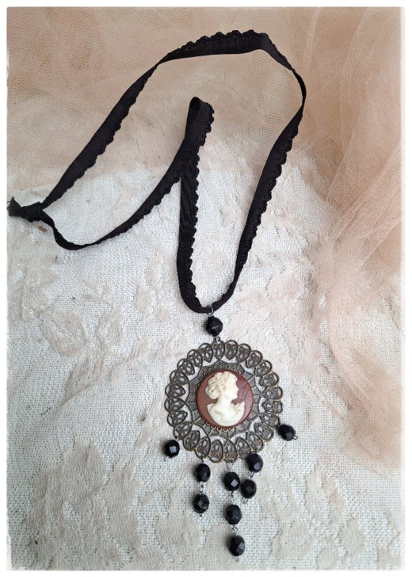 Producto - Collar Camafeo cuentas facetadas negras