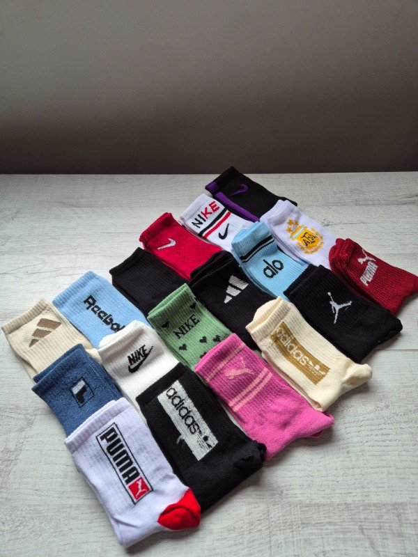 Producto - X12 Medias deportivas surtidas