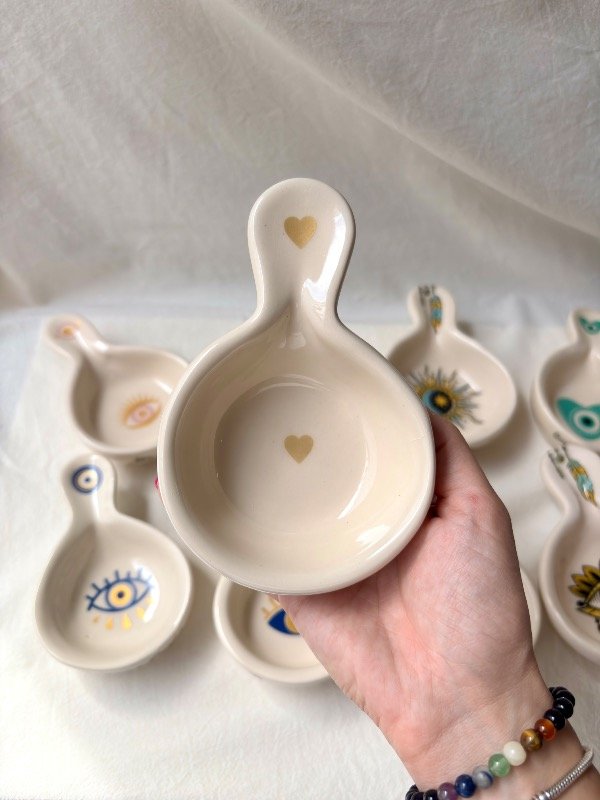 Producto - Sahumador de cerámica corazón dorado con palabra