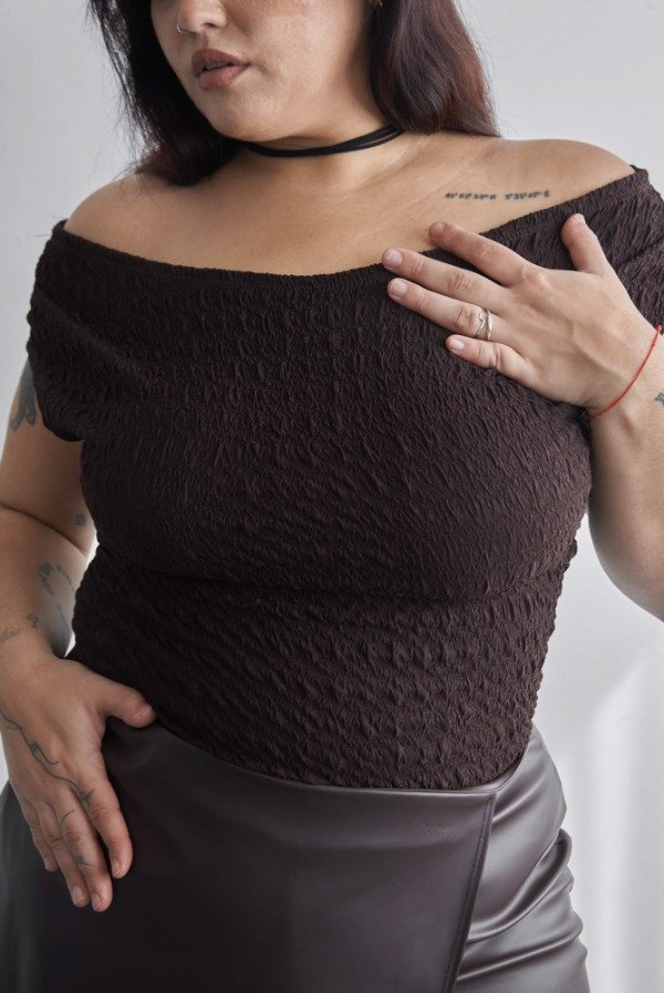 Producto - REMERA TEXTURADA - 2 COLORES