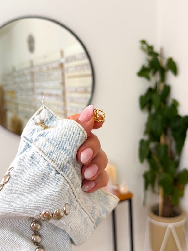 Producto - Cubanitos bañados en oro forma flor