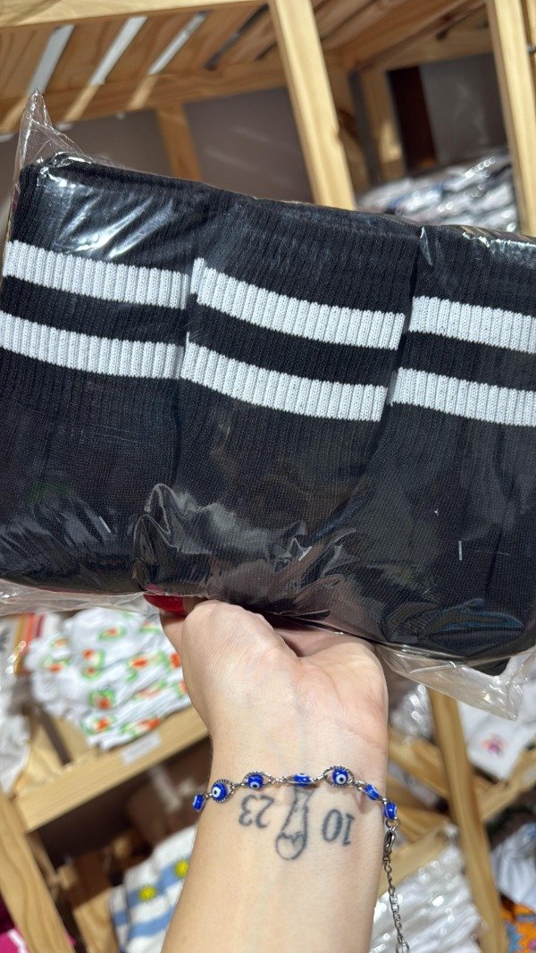 Producto - Docena Cerrada Old School Negras con Blanco