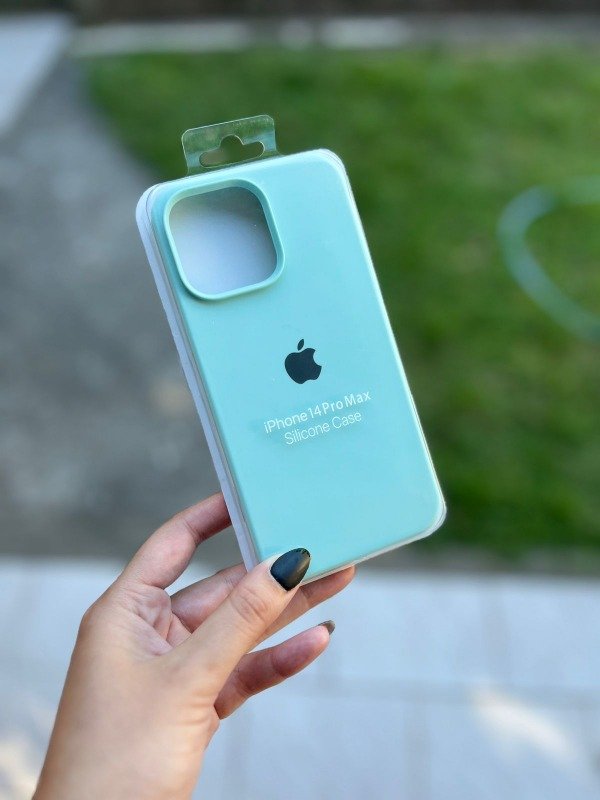 Producto - Iph 14 pro max Silicona case con felpa verde agua