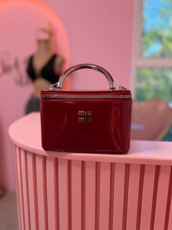 Producto - Baulera MIU bordo