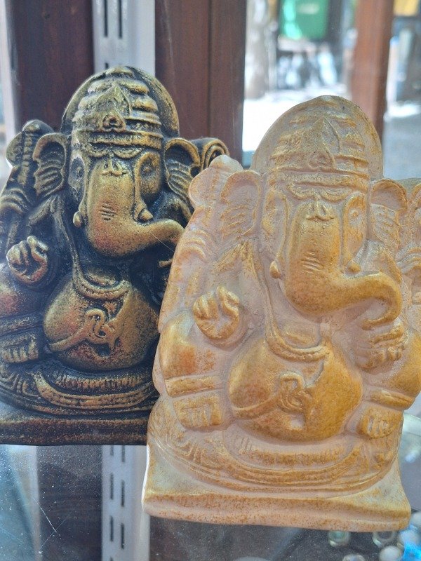 Producto - Ganesh Chica Dorado - 1