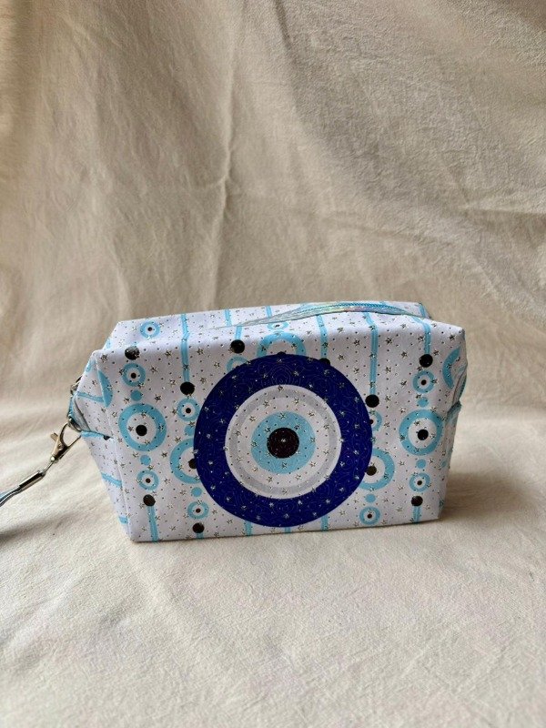 Producto - Neceser ojo central