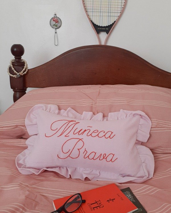 Producto - Almohadón Muñeca Brava