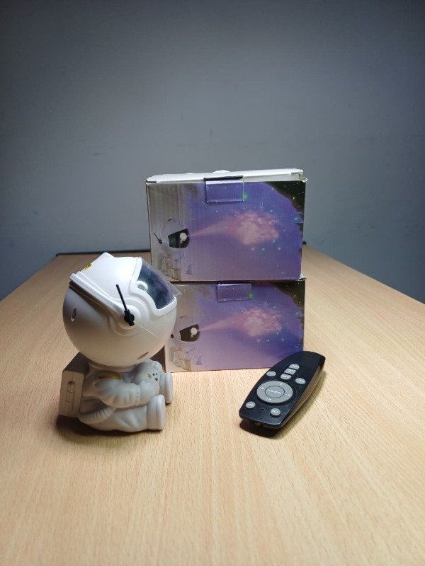 Producto - Proyector Astronauta mini