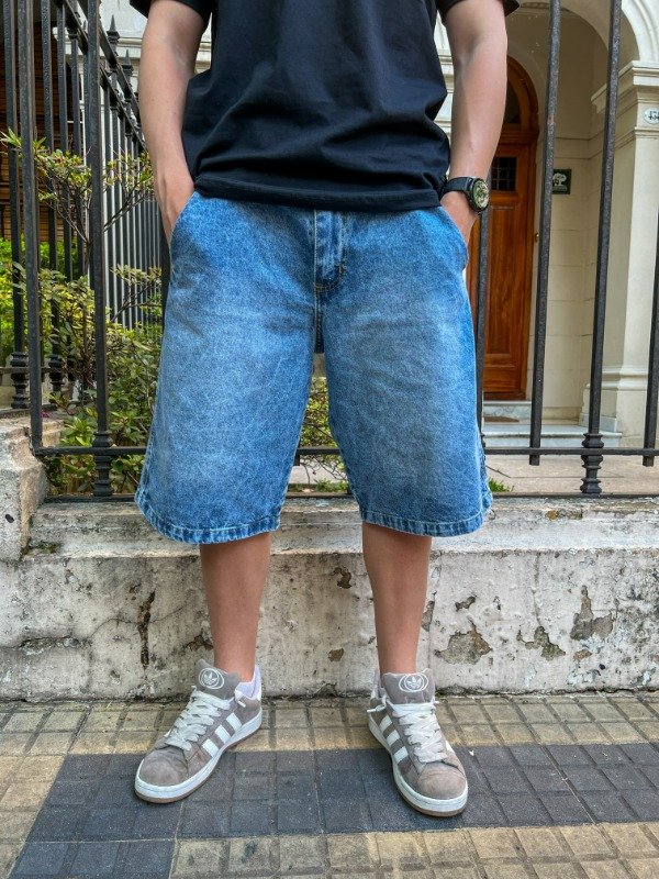 Producto - Bermuda baggy azul celeste