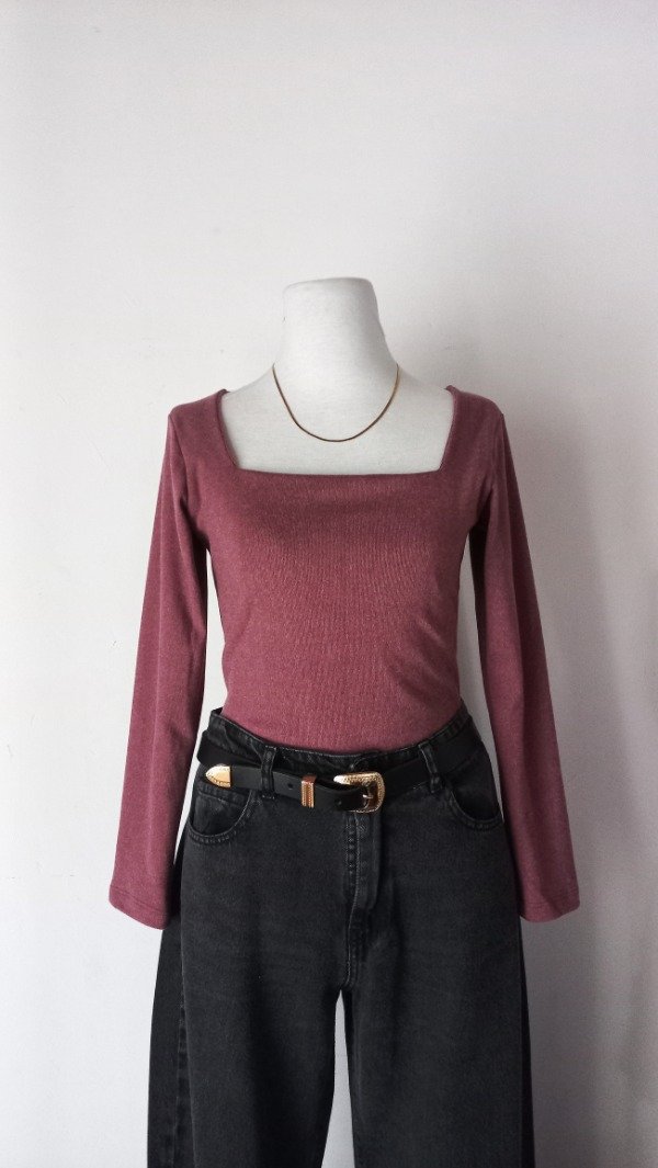 Producto - CAMISETA ELENA BORDO