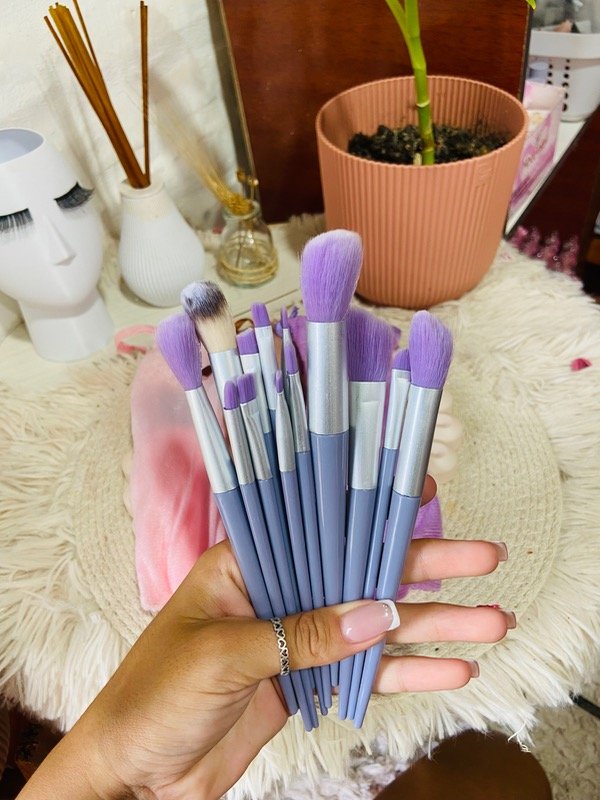 Producto - Set de Brochas x12 con Estuche