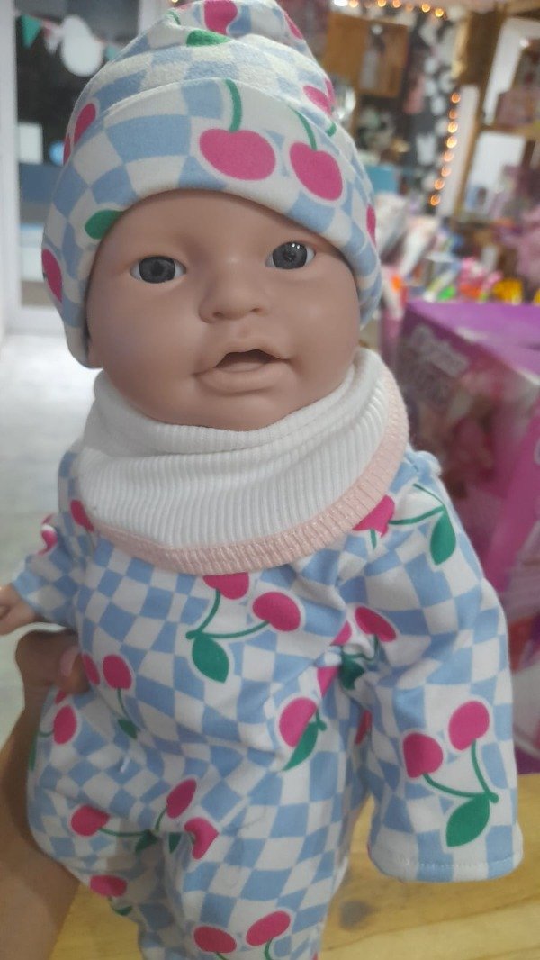 Producto - Bebote con pijama y babero - 1