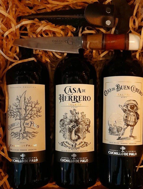 Producto - Box De Regalo Bodega Cuchillo De Palo - 3 Vinos 750ml  Cuchillo de acero