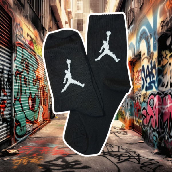 Producto - Jordan negro con logo blanco
