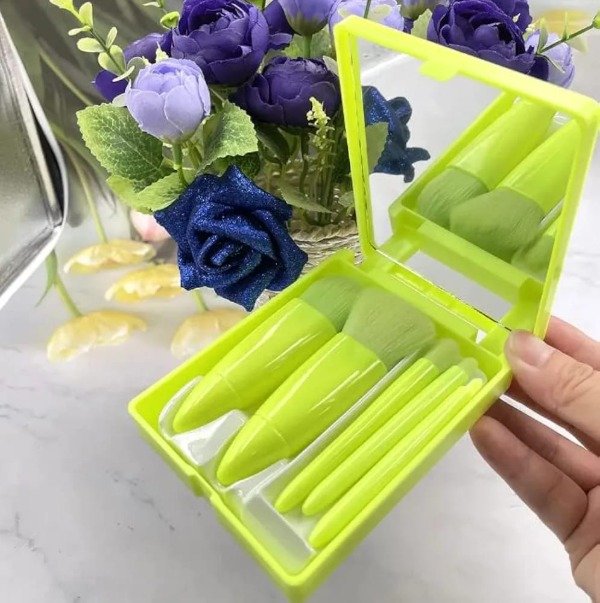 Producto - OFERTA Set de Brochas FLUOR x 5 und + Estuche+ Espejo