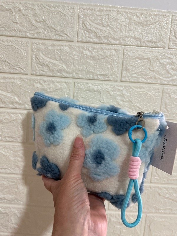 Producto - Nececer / Cartuchera de Peluche con Diseño de Flores - 2