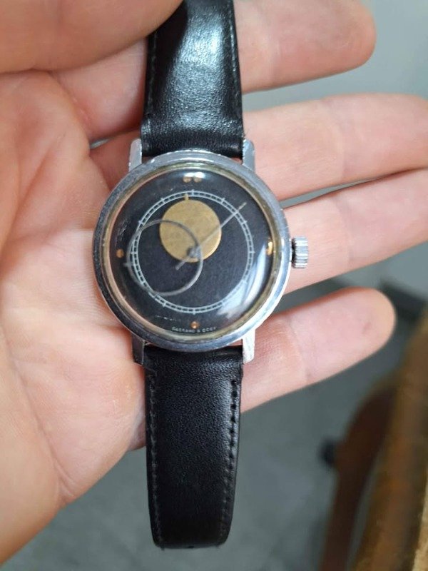 Producto - Reloj Ruso marca Raketa, modelo Copérnico. A cuerda