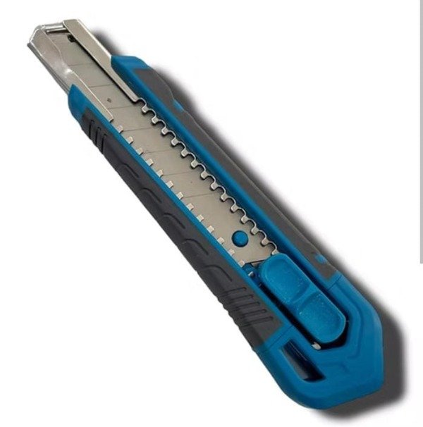 Producto - CUTTER PROFESIONAL GRANDE