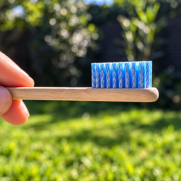 Producto - Cepillo de dientes DURO - 0