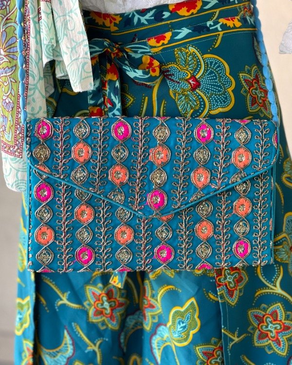 Producto - Sobre Bordado Turquesa