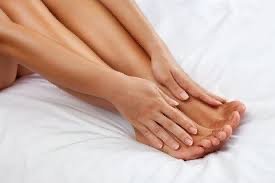 Producto - Kit triple ANTIHONGOS: Spray antifúngico , aceite antihongos y talco bórico-