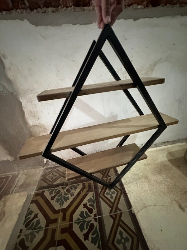 Producto - REPISA INDUSTRIAL ROMBO 75x19x80 #11294