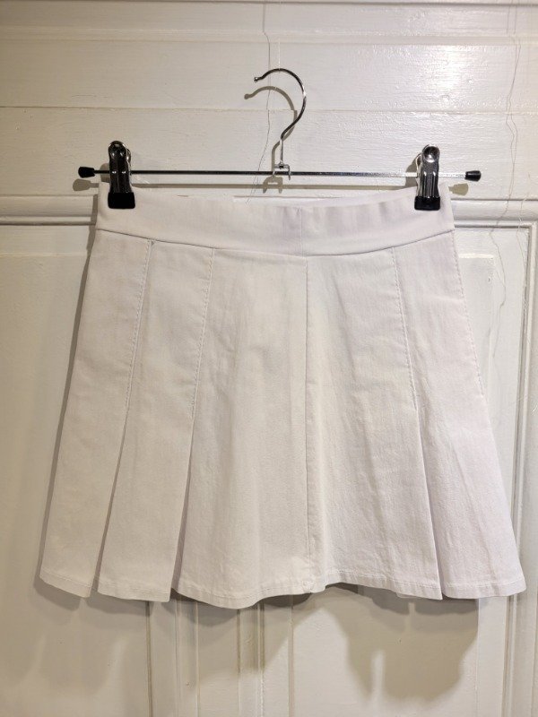 Producto - Falda SO CIPPO blanca tableada Nueva c/etiq Talle 18 años EN SALE - PRECIO: 10X