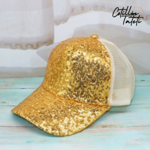 Producto - GORRA DORADA CON LENTEJUELAS