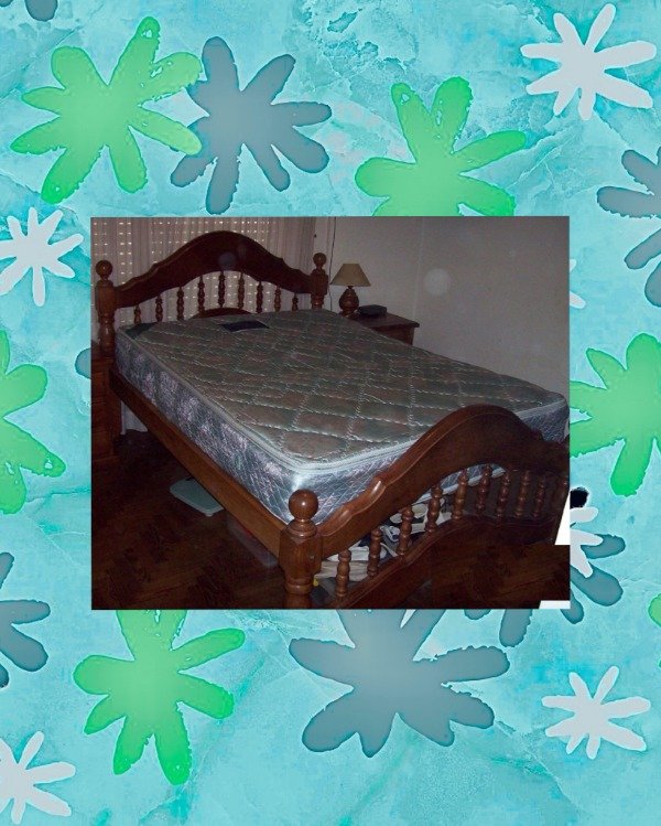 Producto - Cama de algarrobo + colchón de 2 plazas