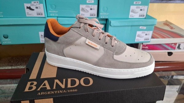 Producto - Zapatilla Mod 37
