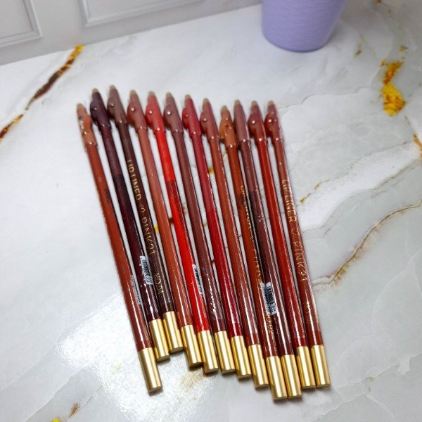 Producto - Delineador de labios con sacapuntas pink 21