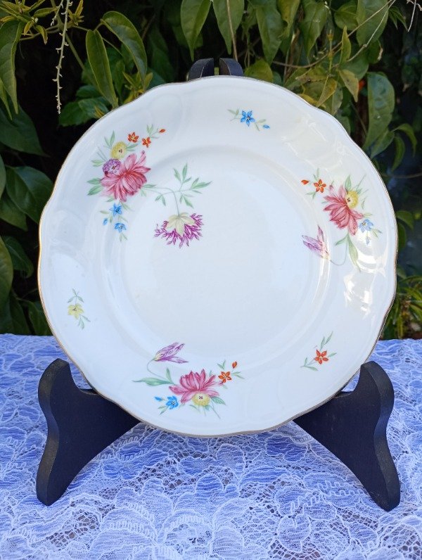 Producto - Plato de entrada o postre de porcelana nacional Grand Boulogne