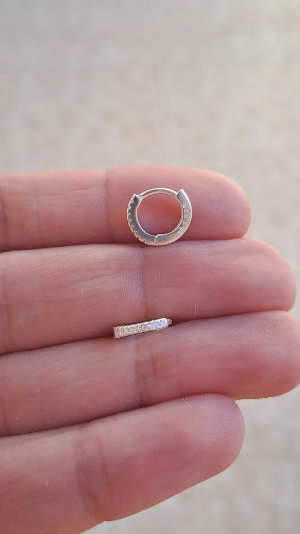 Producto - Argollita de Plata 10mm con Micropave modelo 2 (unidad)