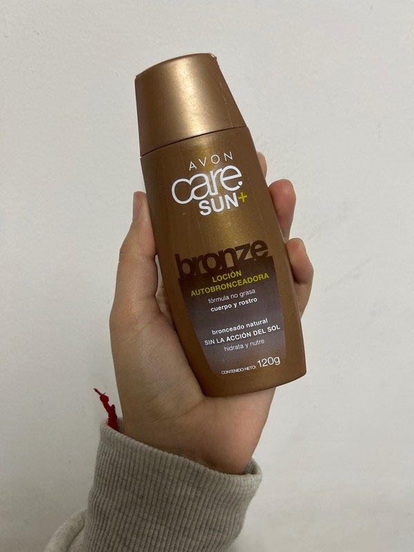 Producto - Loción autobronceante Avon Care Sun