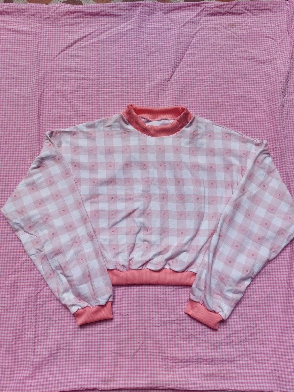 Producto - Buzo de friza "Florcitas"