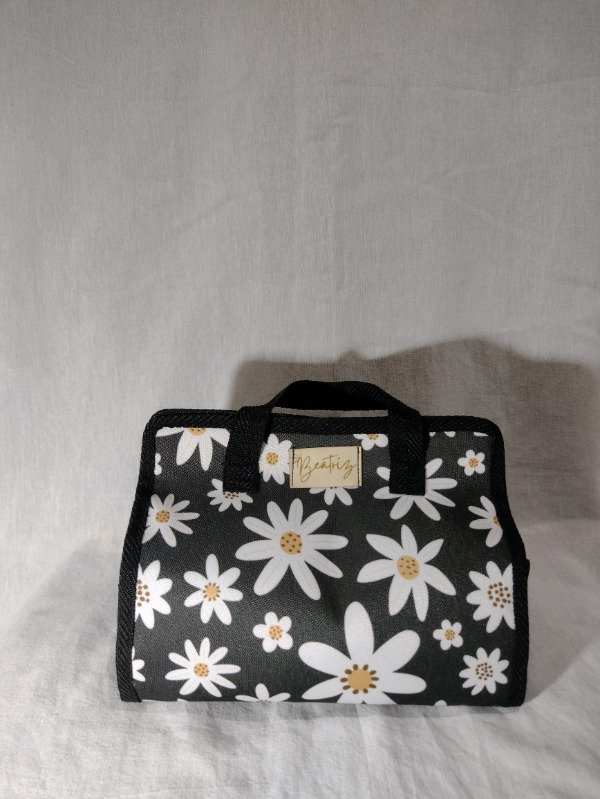 Producto - Cartuchera tipo Maletín negro blanco