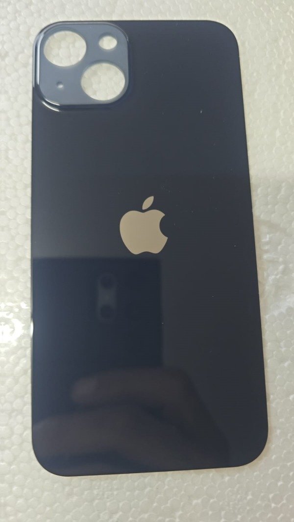 Producto - Tapa de Iphone 13 Negro Big Hole