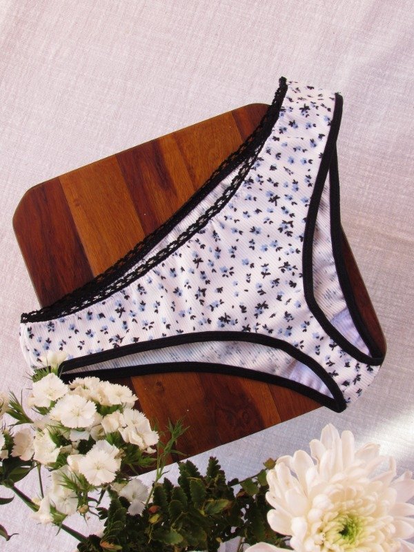 Producto - Vedetina less Azucena morley estampado