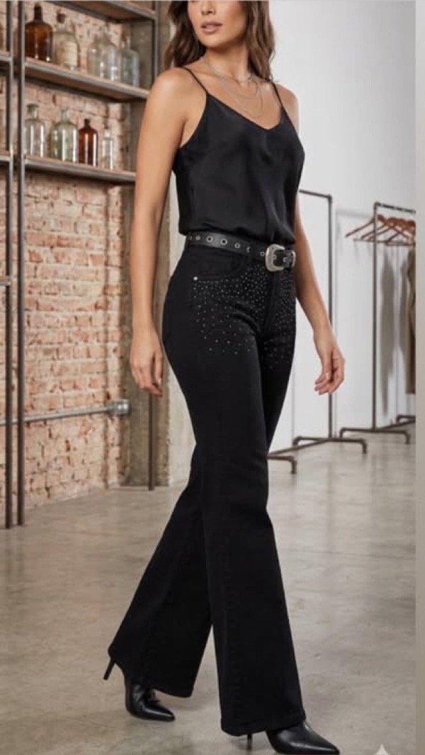 Producto - Jeans Wideleg rígido negro strass MC