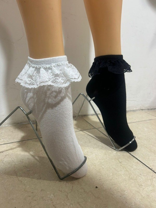 Producto - Soquetes puntillas blancos