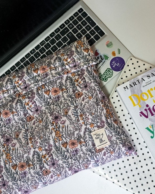 Producto - Funda para notebook Vera Vintage IMPERMEABLE - 0