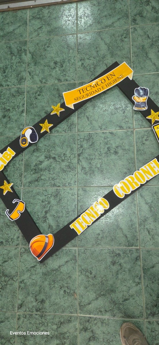 Producto - Selfie egresados impreso