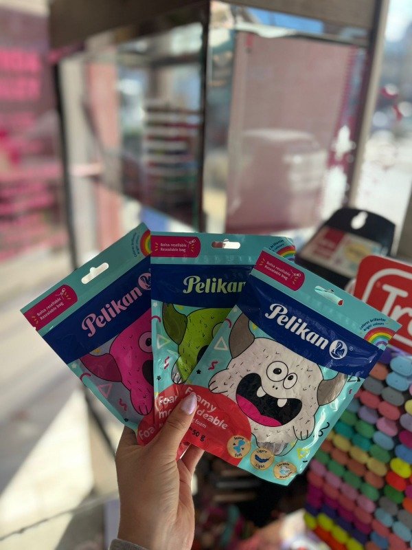 Producto - Foami pelikan