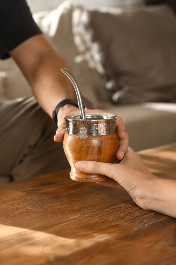 Producto - Mate Imperial Algarrobo Seleccionado Premium + Sol de Mayo - 1