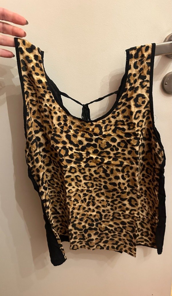 Producto - MUSCULOSA NORMANDIE ANIMAL PRINT